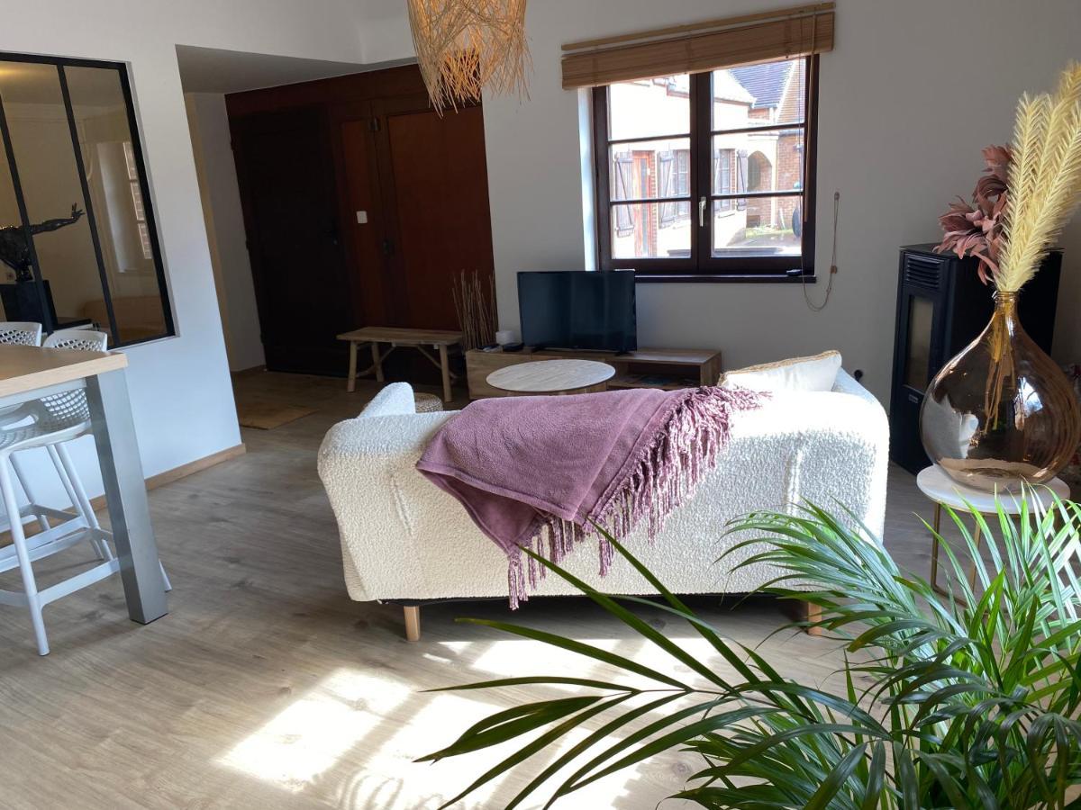 Le Logis Des Chenes, Superbe Bungalow Dans Quartier Residentiel Proche De Namur Wepion Luaran gambar